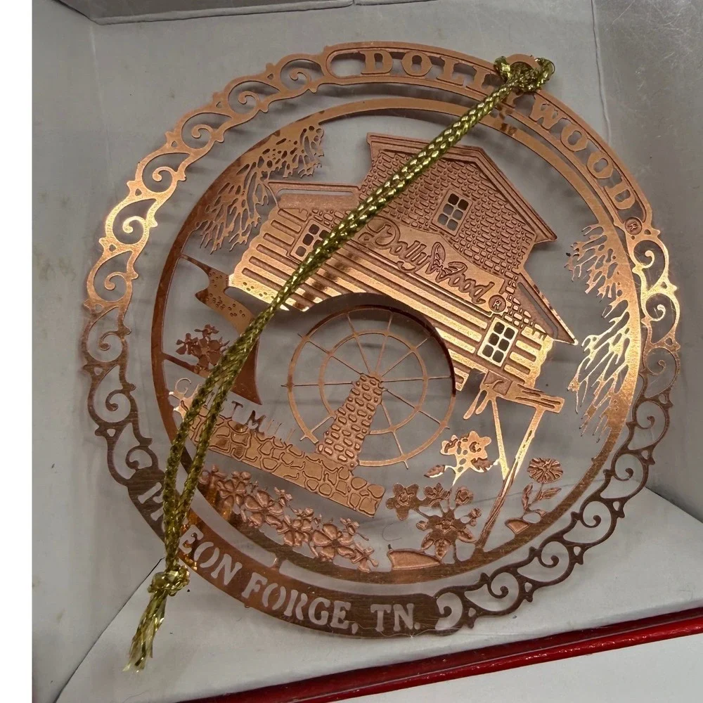 Dollywood Grist Mill Ornament Pigeon Forge TN Copper Plated Brass New in Box